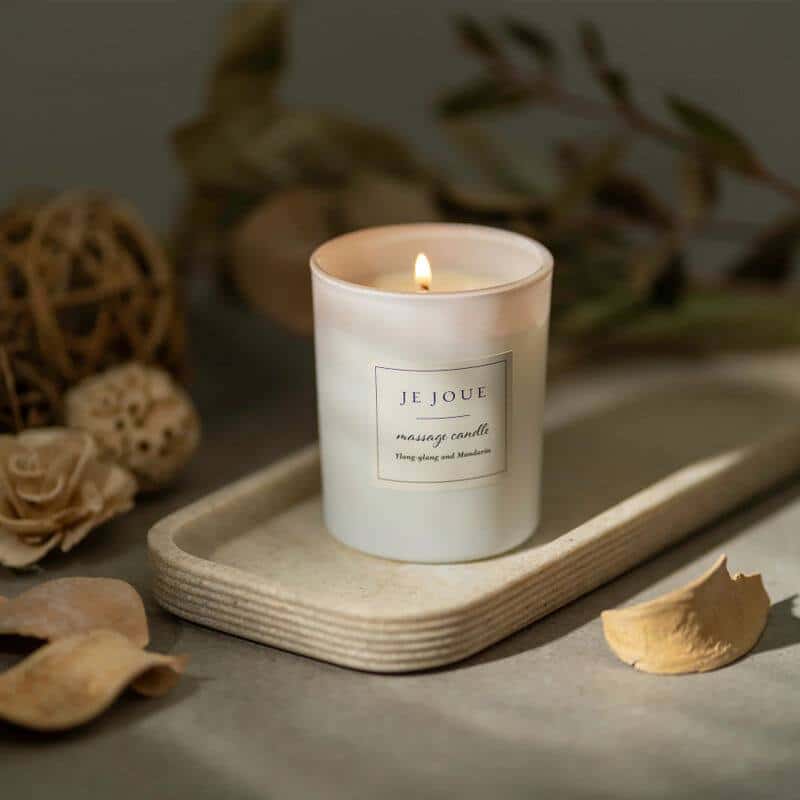 Je Joue - VELA DE MASSAGEM AROMÁTICA YLANG YLANG E MANDARIM Je Joue - VELA DE MASSAGEM AROMÁTICA YLANG YLANG E MANDARIM