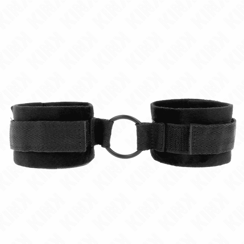 Kink - ADJUSTABLE 25 CM FUR HANDCUFFS WITH 4 CM O-RING IN Black