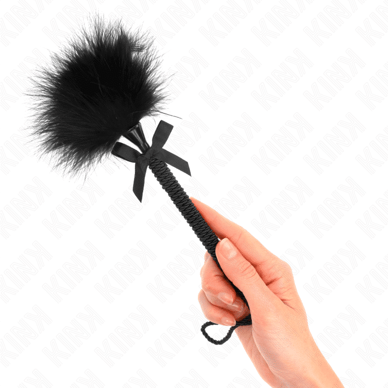 Kink Nylon Rope Flogger 25cm with Tickle Feathers Kink Nylon Rope Flogger 25cm with Tickle Feathers