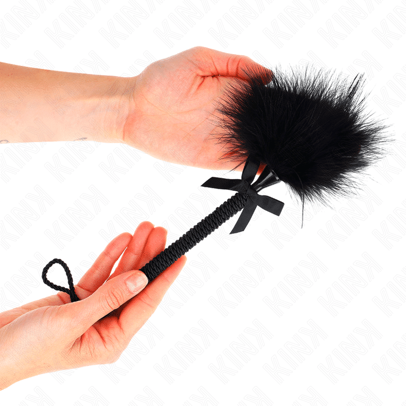 Kink Nylon Rope Flogger 25cm with Tickle Feathers Kink Nylon Rope Flogger 25cm with Tickle Feathers