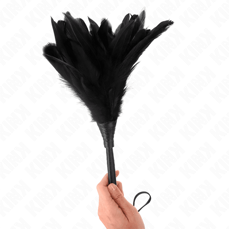 Kink - Chicote em Chifre com Penas de Frango 36cm Kink - Chicote em Chifre com Penas de Frango 36cm
