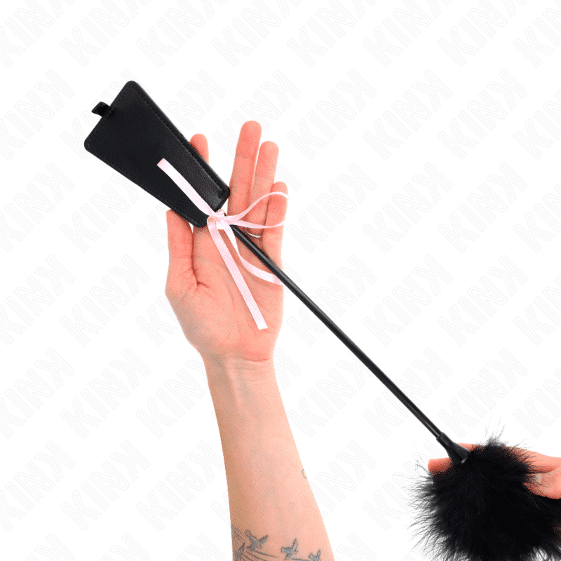 Kink Flogger with Feather Teaser 49cm Kink Flogger with Feather Teaser 49cm