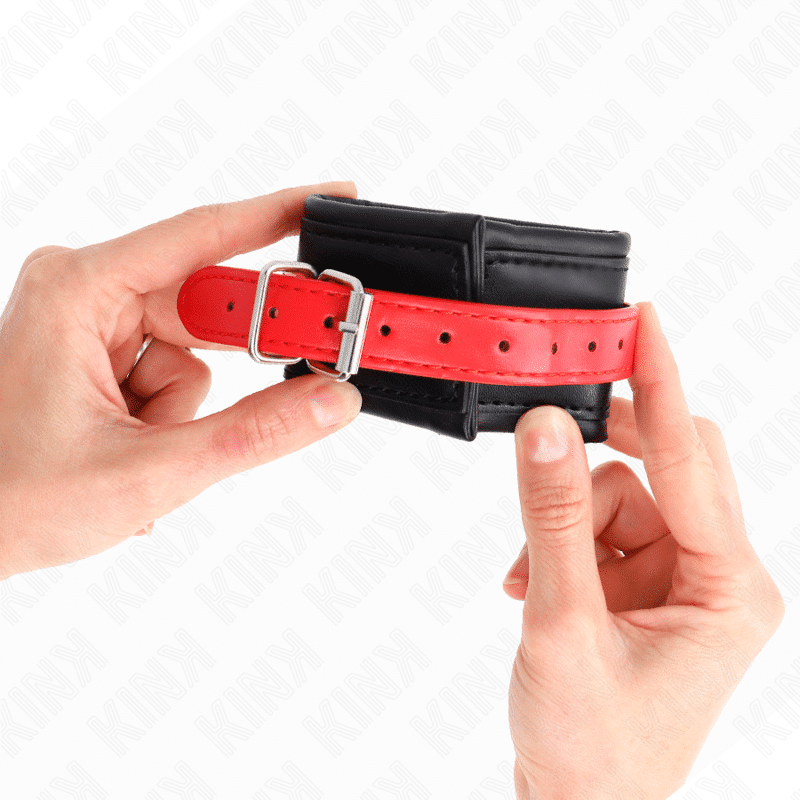 Kink - PULSO PRETO COM CINTO VERMELHO REGULÁVEL 17-28 CM X 6 CM Kink - PULSO PRETO COM CINTO VERMELHO REGULÁVEL 17-28 CM X 6 CM