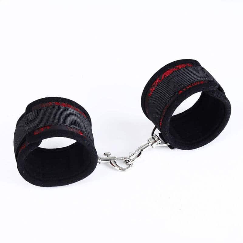 Ohmama Fetish - SCANDAL Handcuffs for Wrists