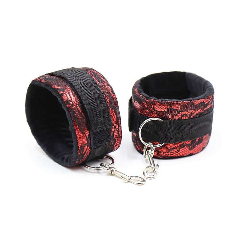 Ohmama Fetish Velvet Restraints with Nylon Strap